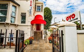 Oyo London Guest House