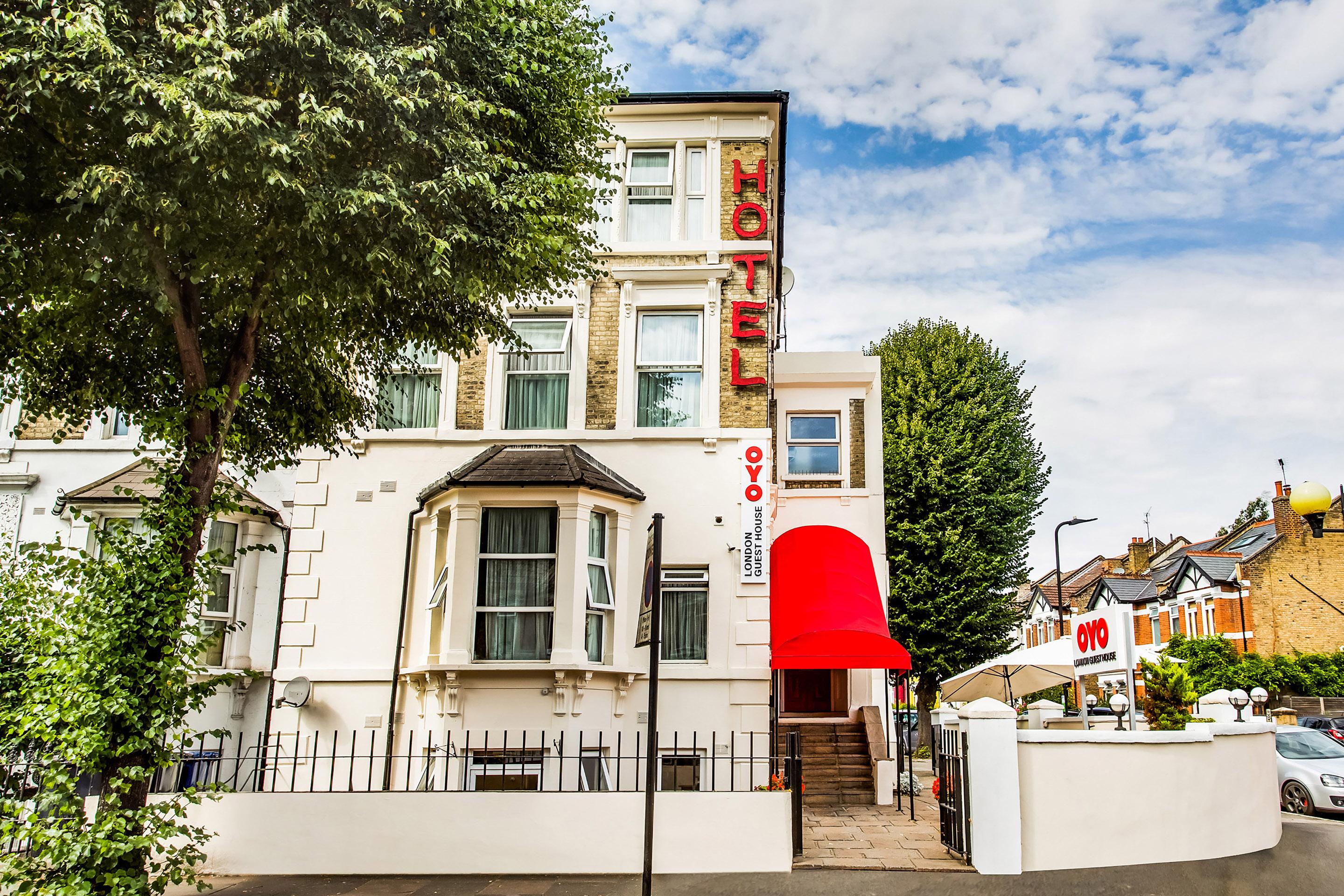 Oyo London Guest House Exterior photo